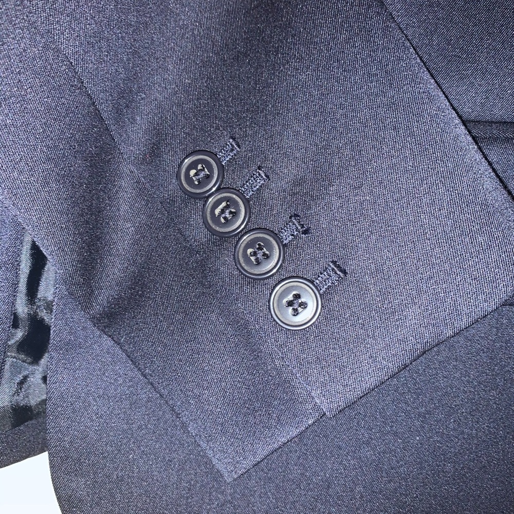 Blazer - Picture 3 of 4